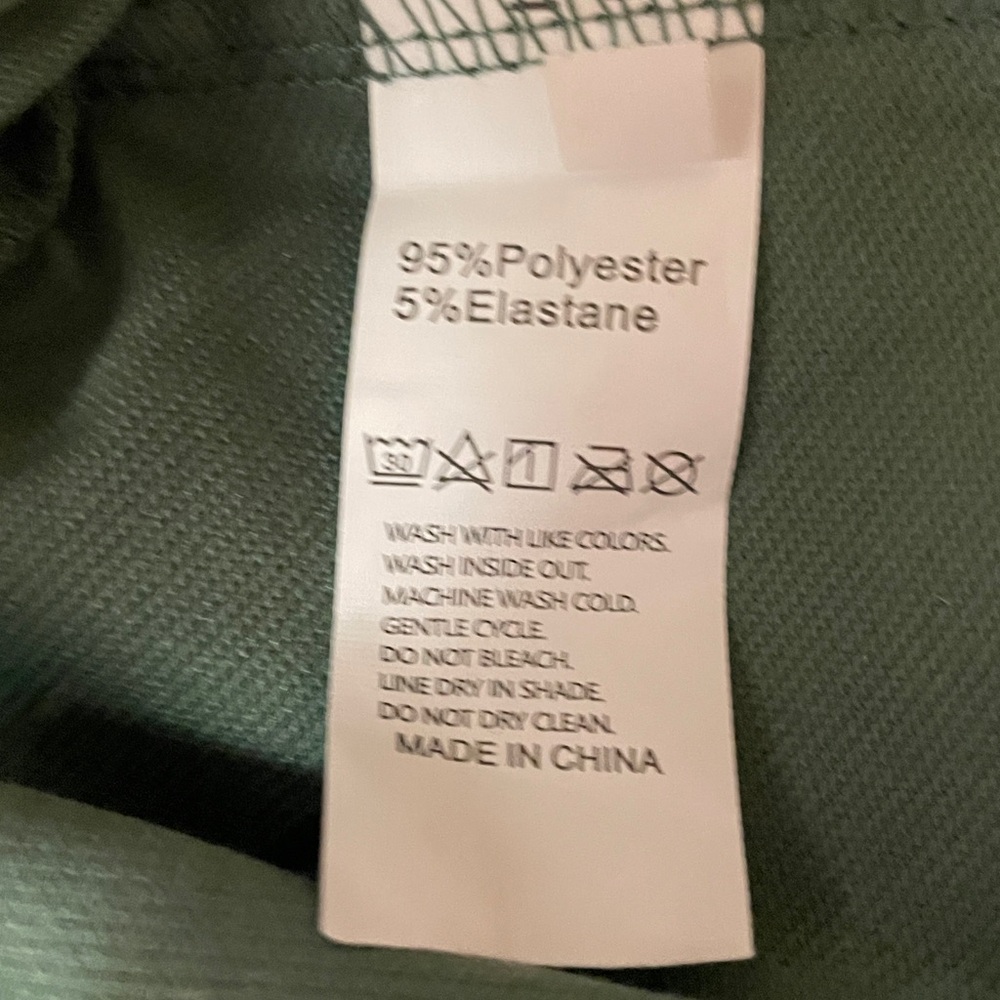 It's a Beaut Clark Sweatshirt Women Christmas Sweatshirts Xmas Holiday Crewneck - Picture 3 of 4